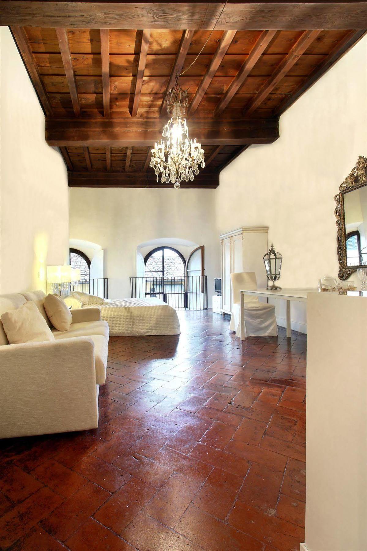 Palazzo Tolomei - Residenza D'Epoca Флоренция Экстерьер фото